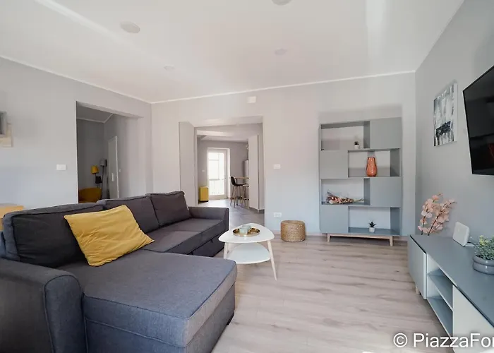 Piazza Foro With Free Parking Pula