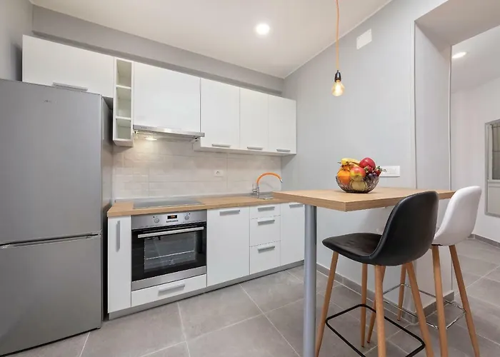 Appartement Piazza Foro With Free Parking Pula