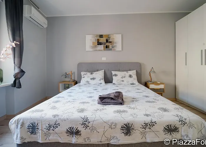 Piazza Foro With Free Parking Pula